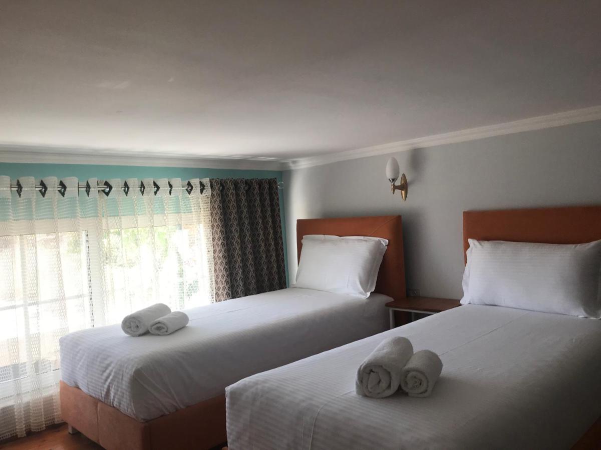Crown Deluxe Apartments Sarandë Eksteriør billede