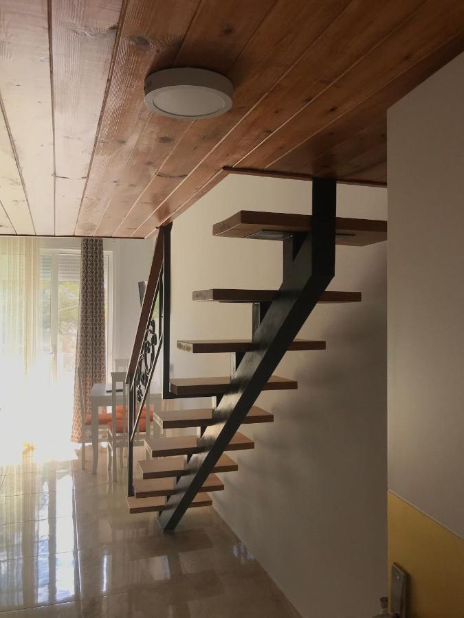 Crown Deluxe Apartments Sarandë Eksteriør billede
