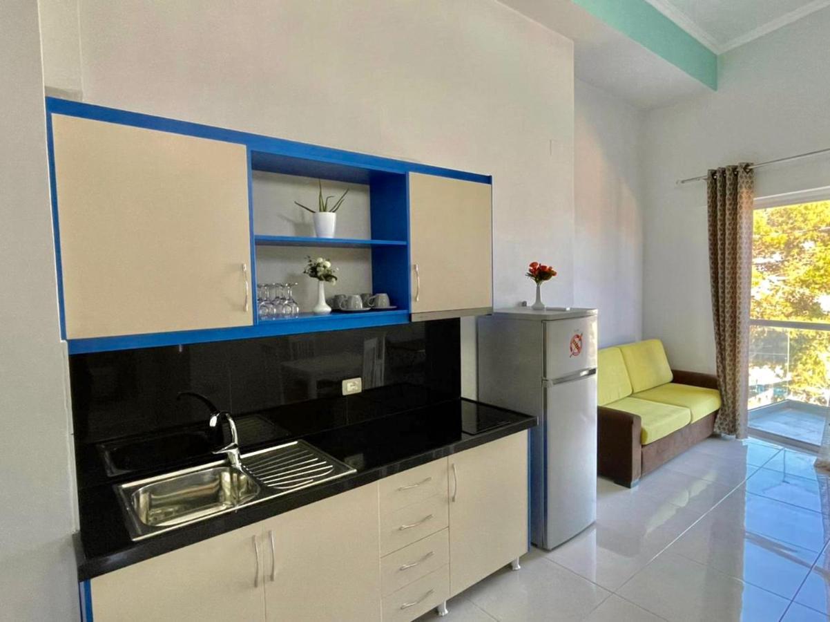 Crown Deluxe Apartments Sarandë Eksteriør billede