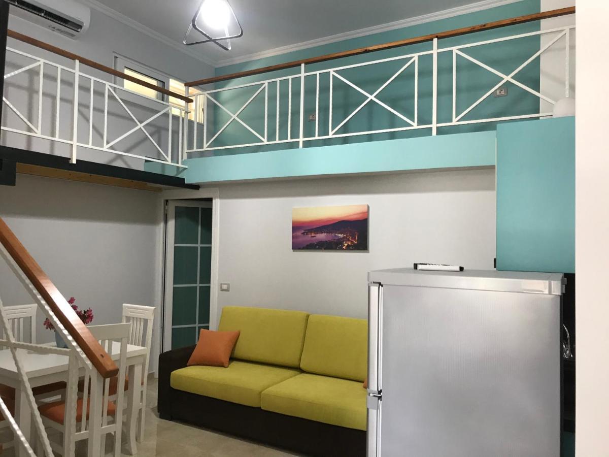 Crown Deluxe Apartments Sarandë Eksteriør billede