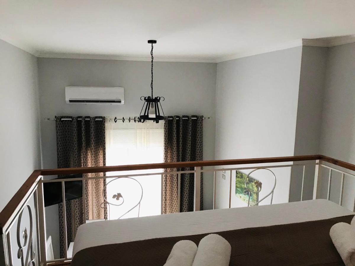 Crown Deluxe Apartments Sarandë Eksteriør billede