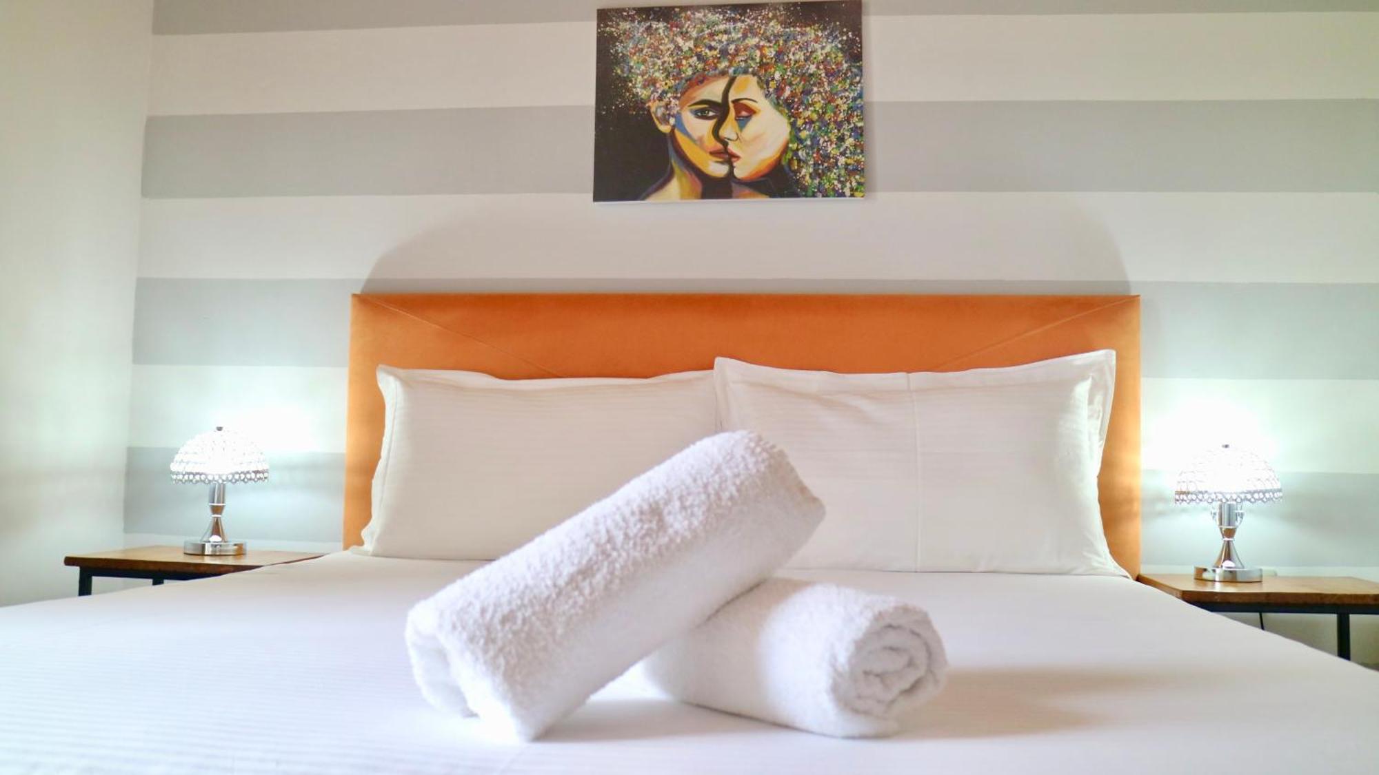 Crown Deluxe Apartments Sarandë Eksteriør billede