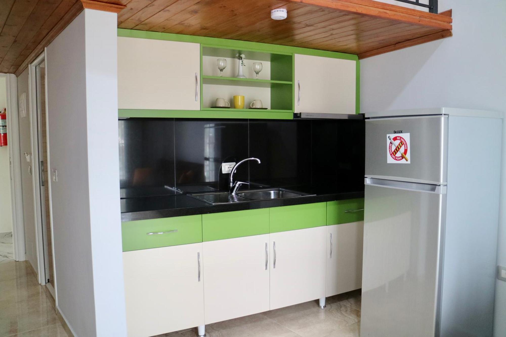Crown Deluxe Apartments Sarandë Eksteriør billede