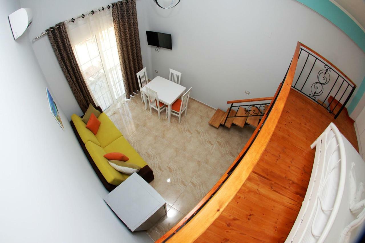 Crown Deluxe Apartments Sarandë Eksteriør billede